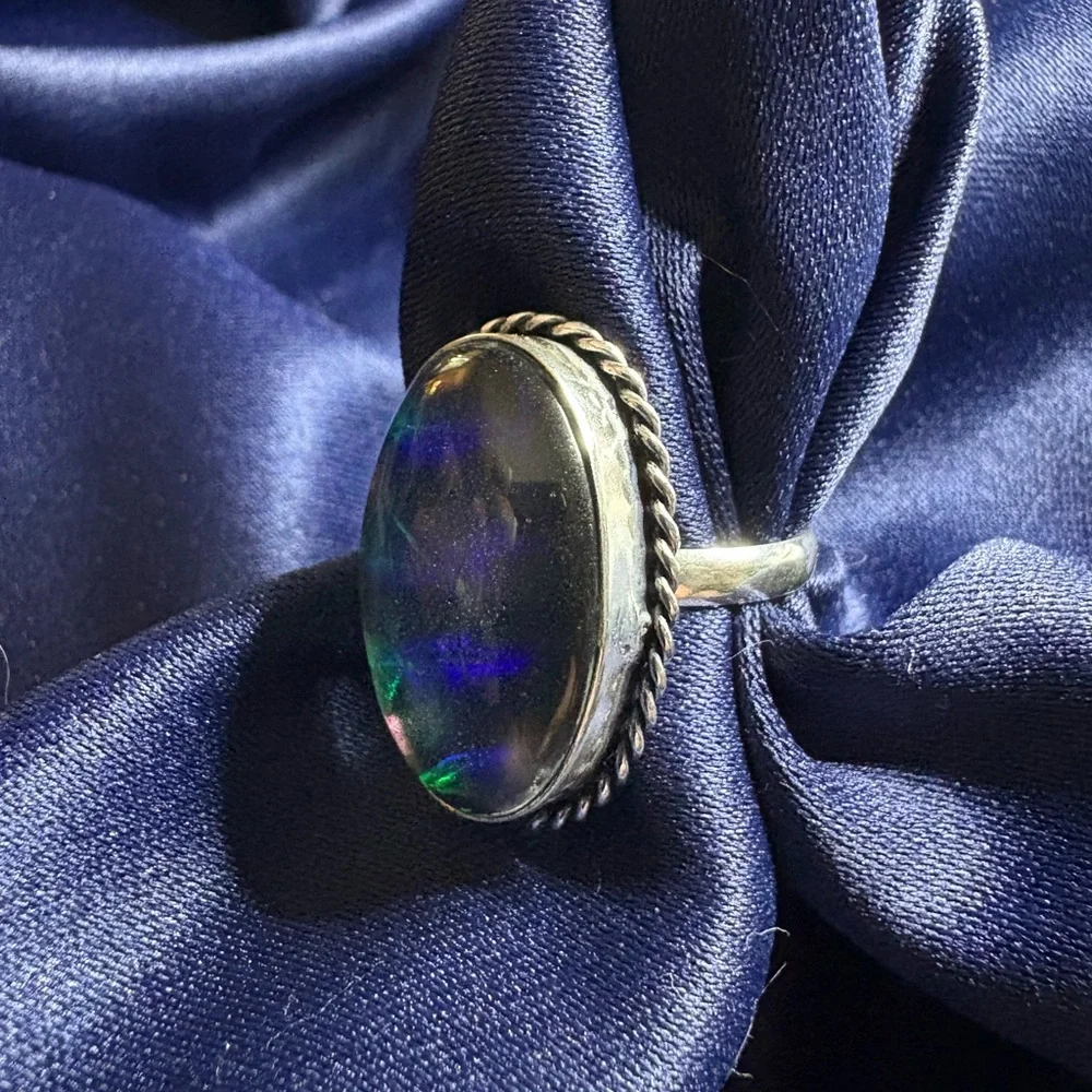 😎🌺Ring Dichroic Glass Stone Silver Blue Green Flash Statement - Picture 9 of 9